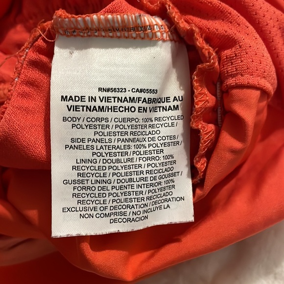 NIKE orange dri-fit running shorts - Picture 5 of 5